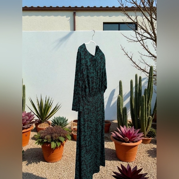 Lane Bryant Tie-Neck Open Back Midi Dress Size 14/16P (EUC) - Picture 11 of 16